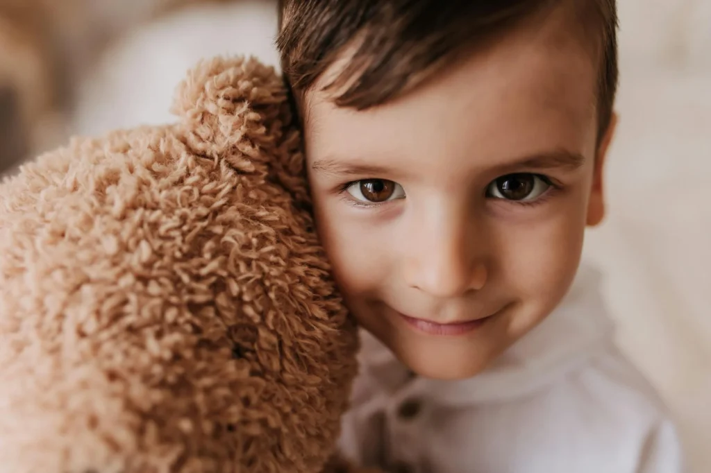 When Toddlers Bite: Navigating Biting Behavior at 18 Months