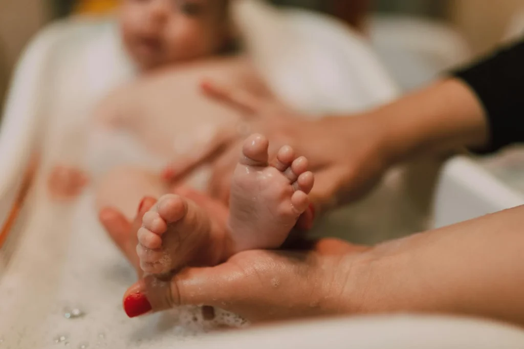4-Week-Old Baby: A Calmer Bath Time Routine