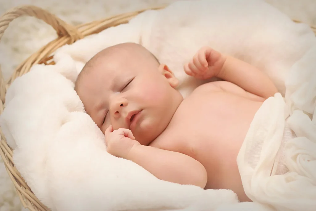Choosing the Best Night Light for Your Little One: A Brightness & Placement Guide