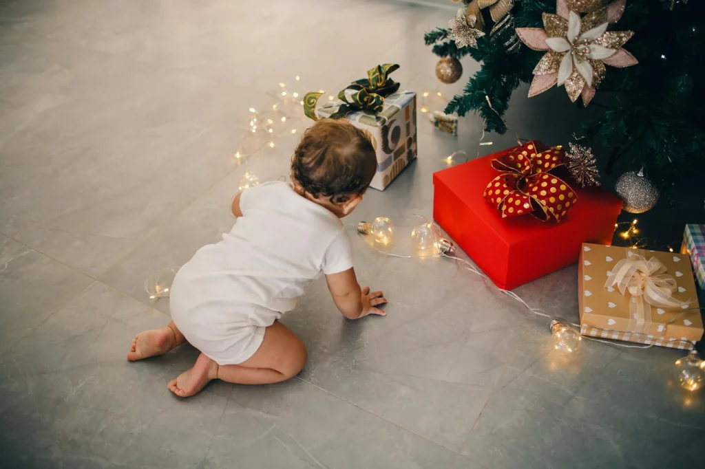 42-Week-Old Baby: Mastering the Minimal Diaper Bag