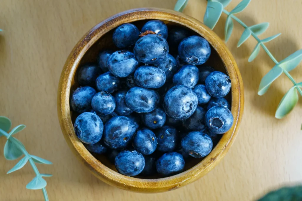 Smart Snacking: Low-Mess Ideas for Your 26-Month-Old Toddler