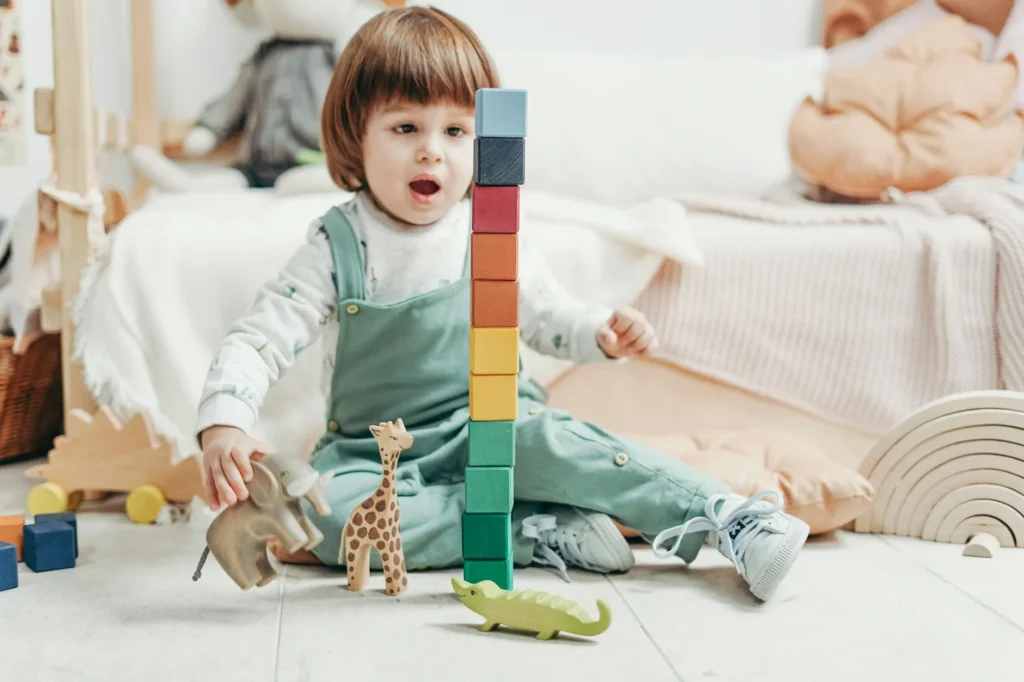 21-month-old toddler: building independent play (step-by-step)
