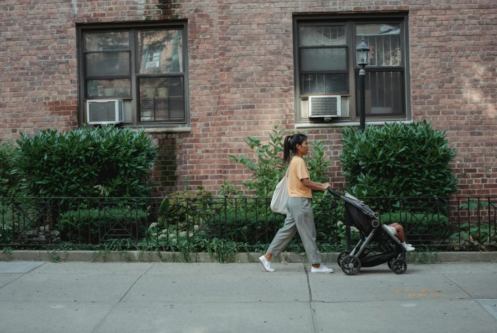 Finding Your Perfect Ride: A Stroller Buying Guide