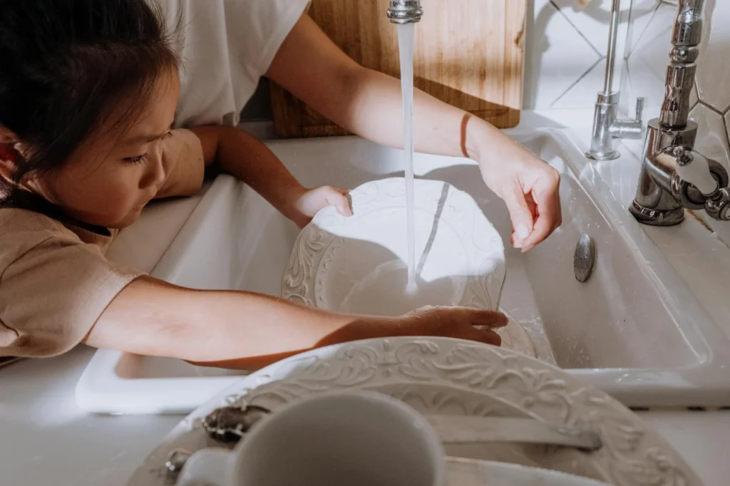 Your Essential Guide to Baby Bottles & Cleaning Routines