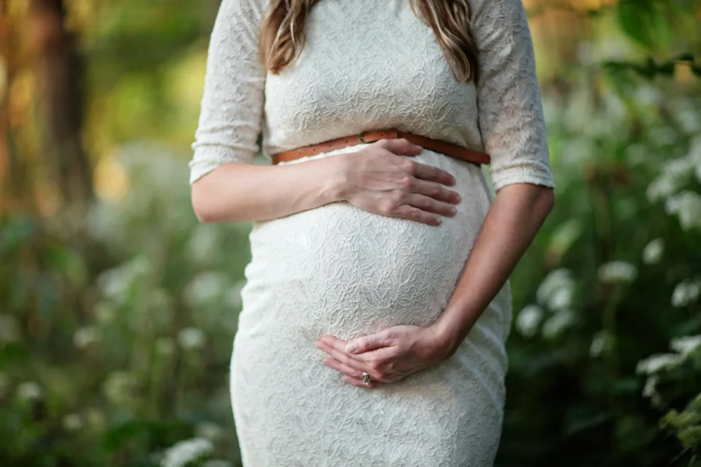 22 Weeks Pregnant: Heartburn Comfort Basics