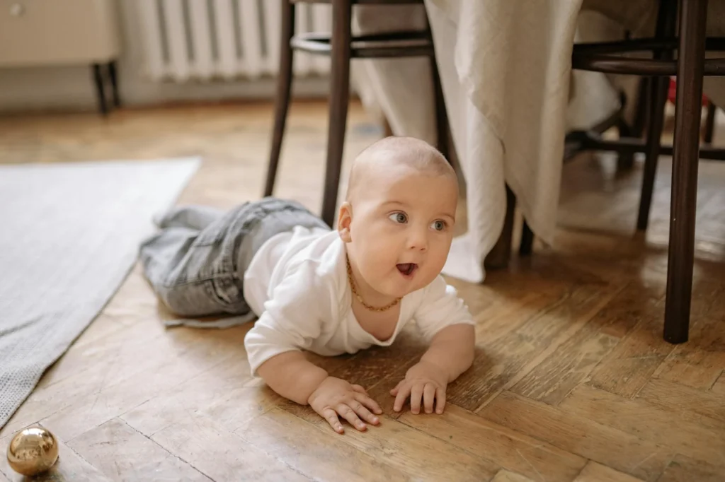 42-Week-Old Baby: Mastering the Minimal Diaper Bag