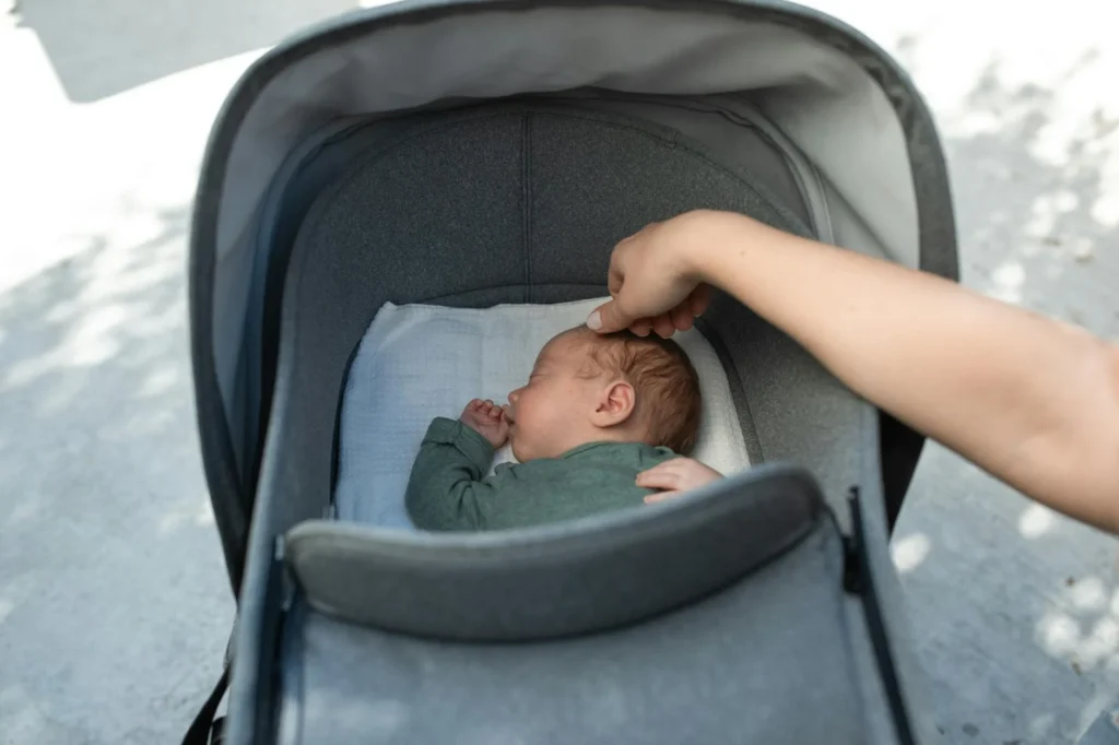 8-Week-Old Baby: Navigating Swaddle Alternatives and Sleep Sacks