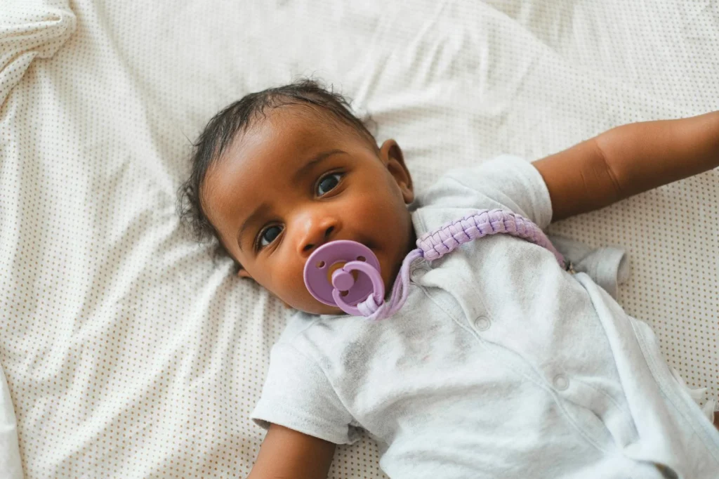 Your Essential Guide to Pacifier Hygiene and Replacement