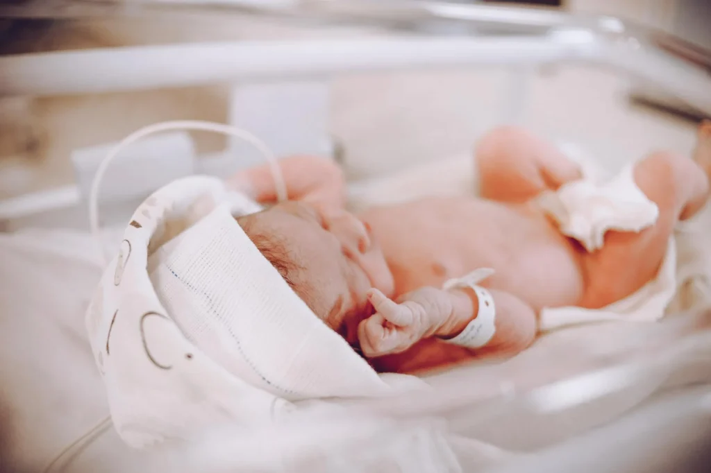 My 6-Week-Old Takes Short Naps: Realistic Tips to Try