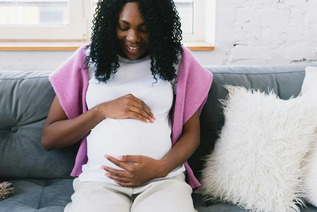 6 Weeks Pregnant: Navigating Common Changes and Easy Routines