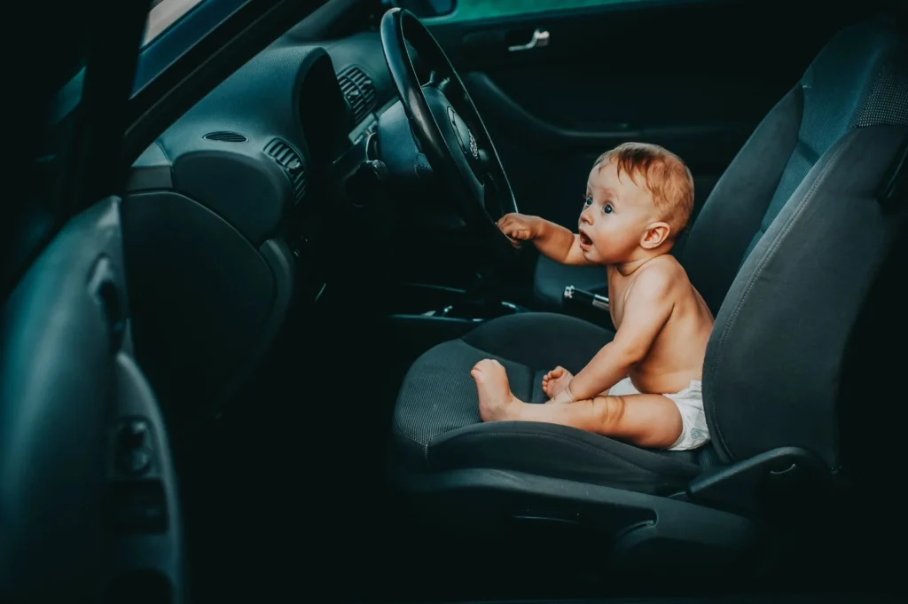 Choosing the Best Infant Car Seat: Your Essential Guide
