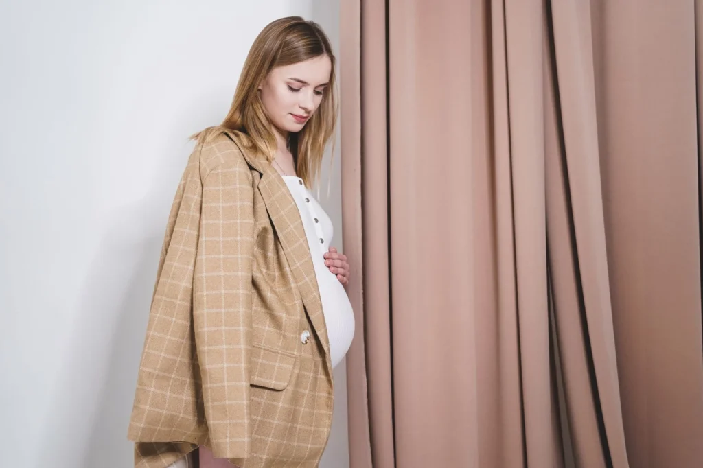 28 Weeks Pregnant: Your Guide to Third Trimester Prep
